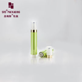 メタライズドグリーン 輝くプラスチック 空気のない眼クリーム 化粧品 10ml ロール ボトル